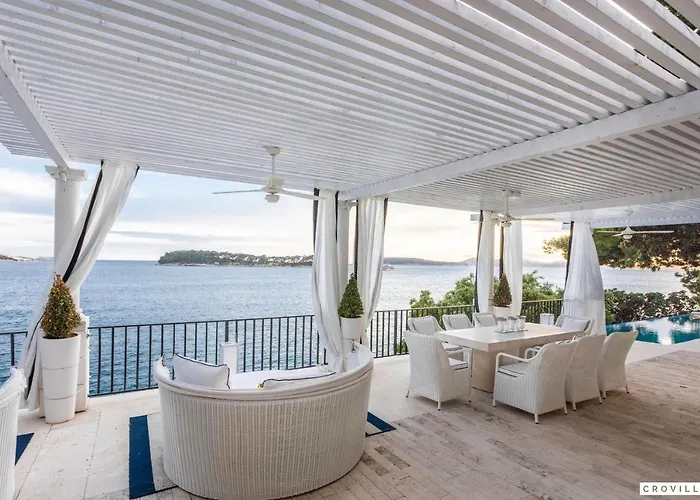 Villa Meys Place *