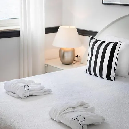 Meys Place دوبروفينك
