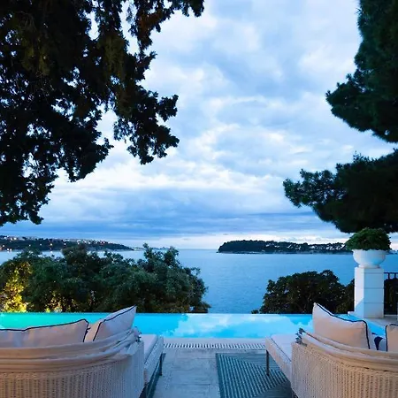 Meys Place Villa
